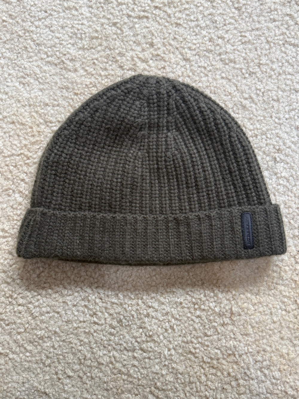 Burberry Men's Olive Green Ribbed Knit Beanie 56-61cm 100% Cashmere